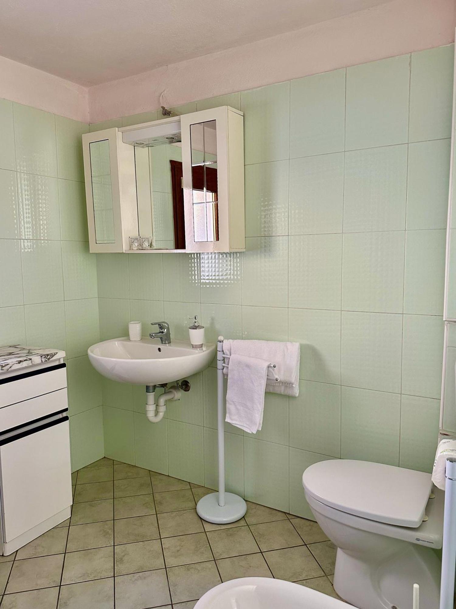 Oliveto Lario Renzo E Lucia Lake View Apartment חדר תמונה