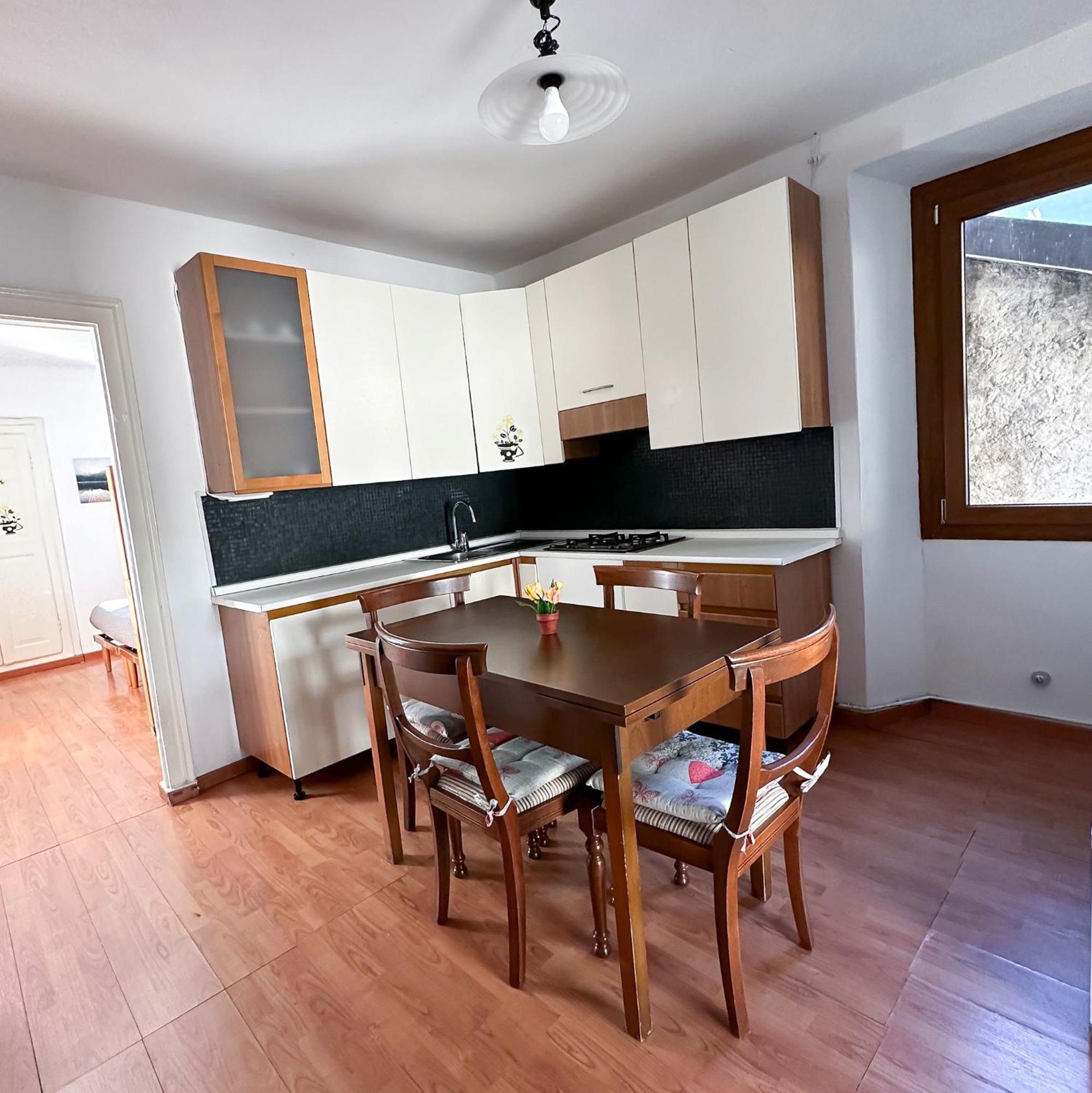 Oliveto Lario Renzo E Lucia Lake View Apartment חדר תמונה
